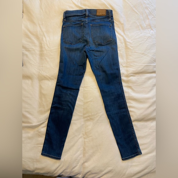 Madewell 10” High-Rise Skinny Jeans in Danny Wash: TENCEL Denim Edition Size 26 - Picture 4 of 8